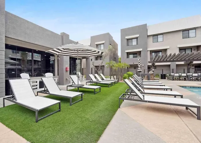 Apartment Cozysuites - Westgate W Pool 16